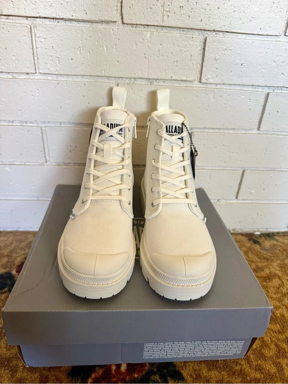 Palladium canvas upper